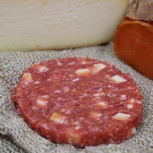 Hamburguesa de vedella amb moniato i formatge de Maó